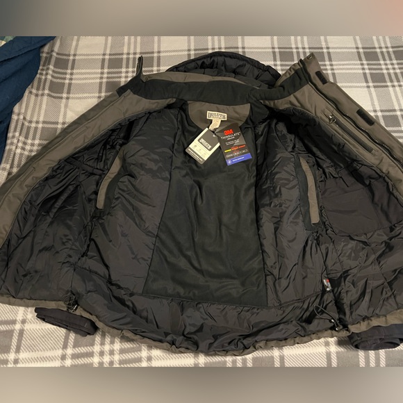 Duluth Trading Co Whaleback Waterproof Winter Jacket - Picture 7 of 16